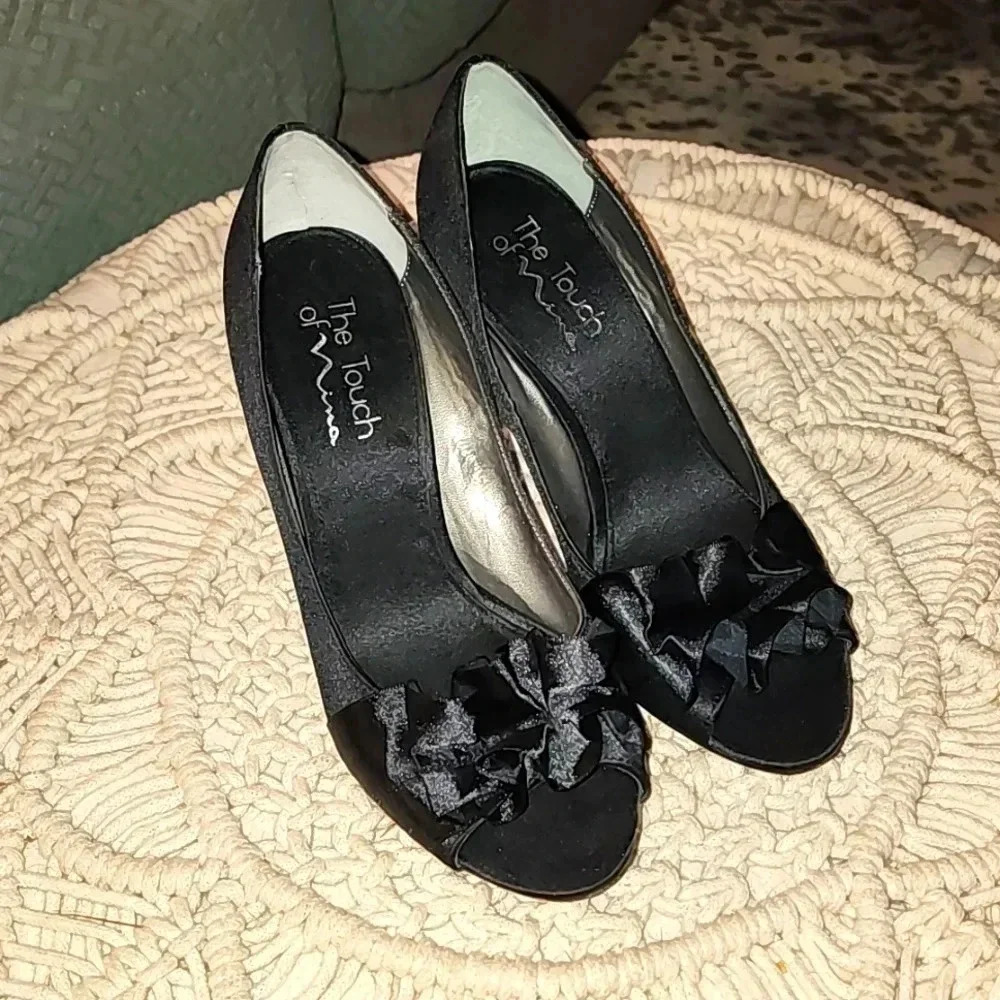 Touch of Nina Womens Heels